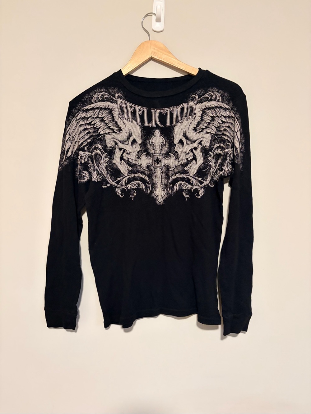 Affliction y2k Black Long-Sleeve Graphic Tee